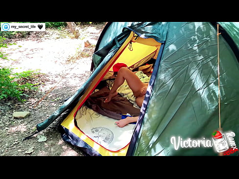 ❤️ ຖ່າຍໃນກ້ອງຖ່າຍຮູບ Passionate jerk off Stranger in a tent ️❌ ພາບລາມົກທີ່ມີຄຸນນະພາບ ຢູ່ພວກເຮົາ ﹏